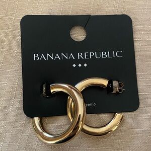 Banana Republic Shiny Gold Earrings